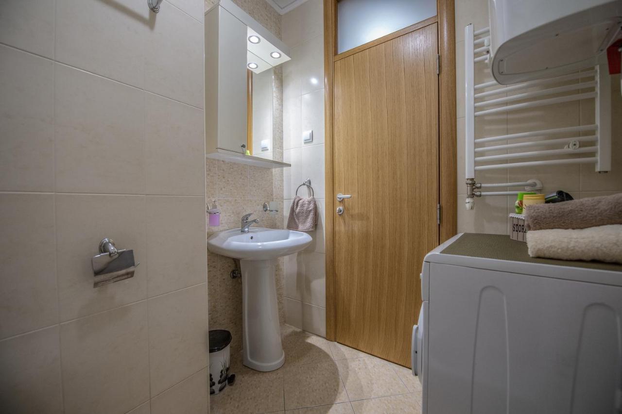 Stella Modern Apartment 2 Novi Sad Bagian luar foto