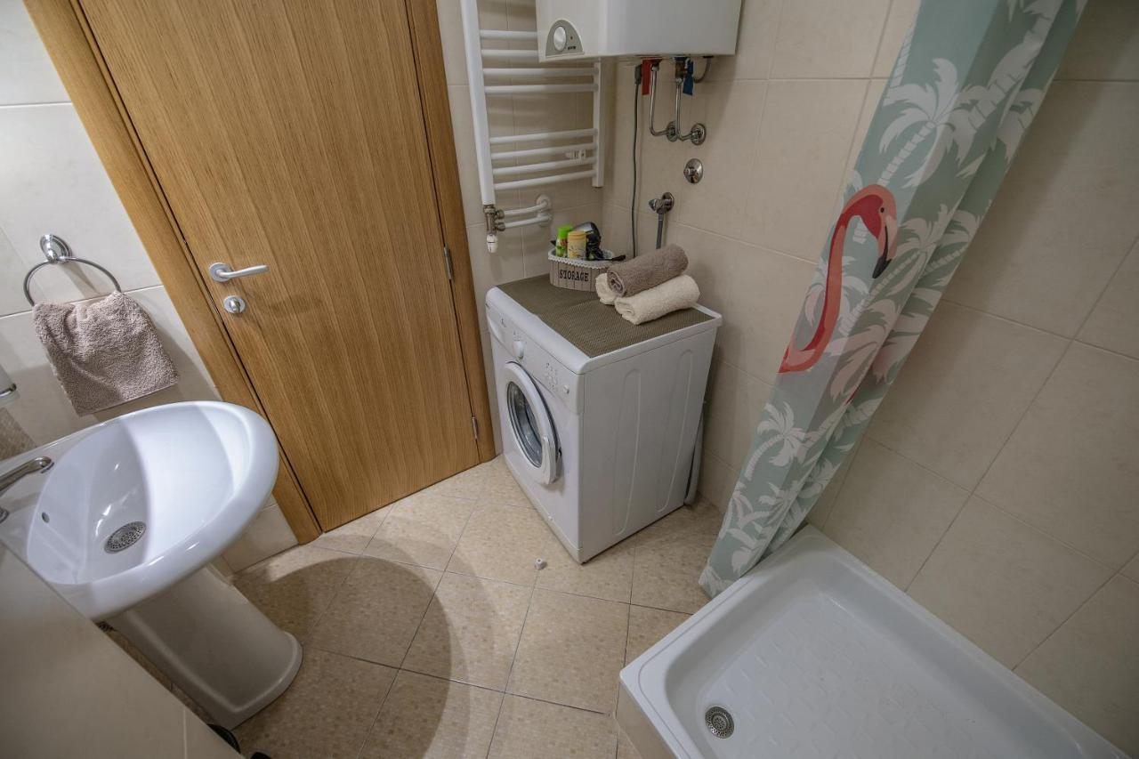 Stella Modern Apartment 2 Novi Sad Bagian luar foto